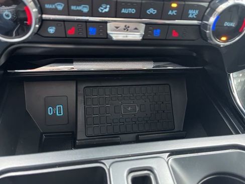 Used 2023 Ford F150 Lariat w/ Equipment Group 502A High image 41