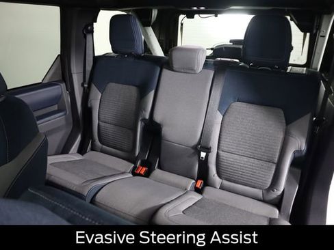 Used 2022 Ford Bronco Outer Banks w/ Sasquatch Package AWD/4WD image 36