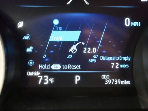 Used 2021 Toyota Camry LE AWD/4WD image 16