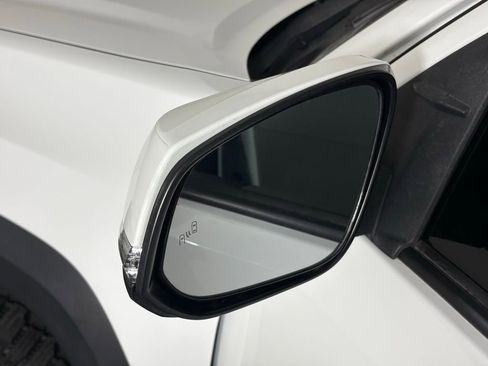 Used 2020 Toyota Tacoma TRD Off-Road w/ Technology Package image 13