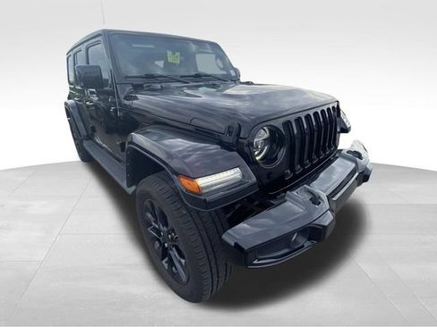 Used 2021 Jeep Wrangler Unlimited Sahara AWD/4WD image 14