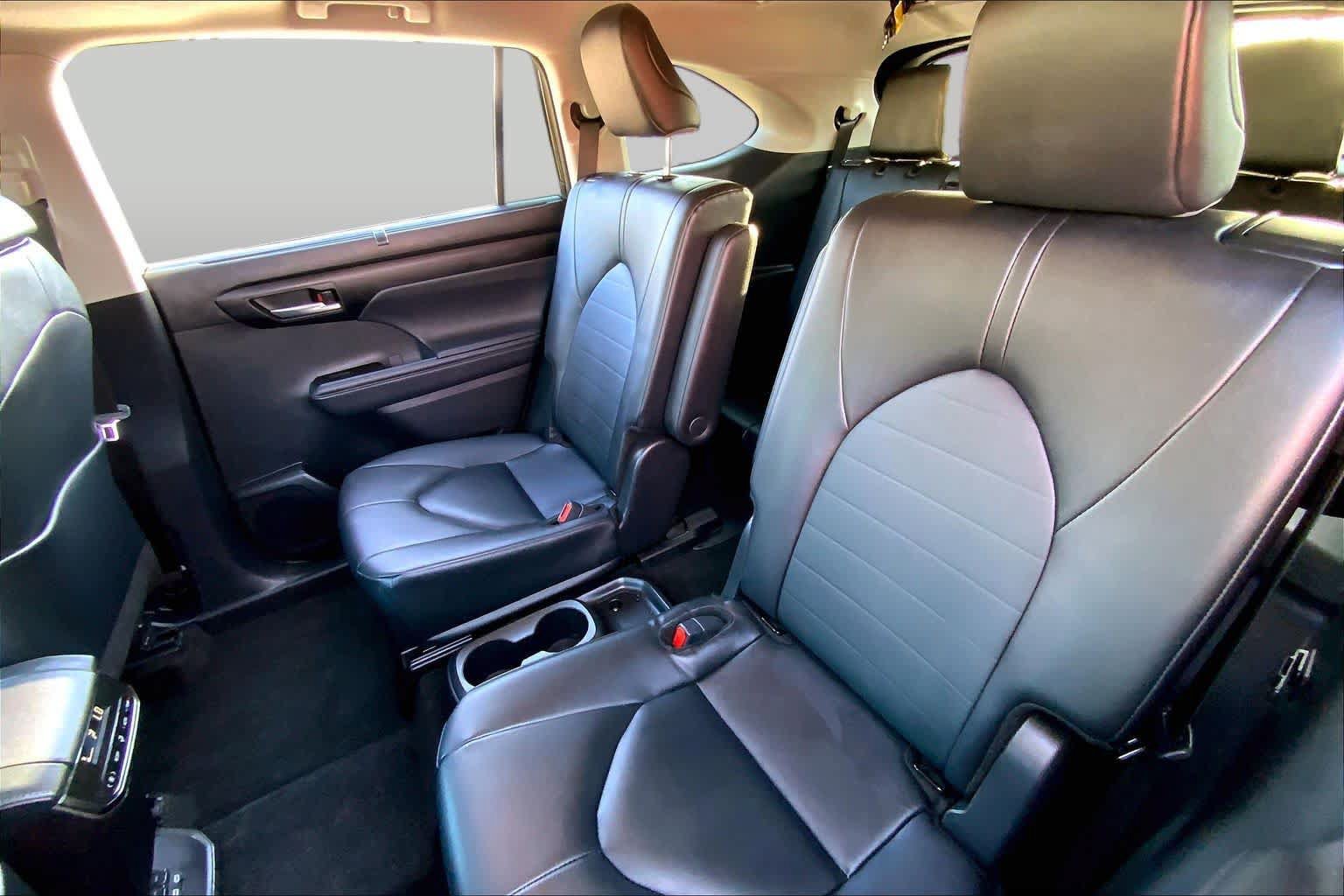 Used 2026 Toyota Highlander XLE AWD/4WD image 21