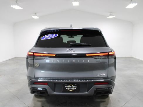 Used 2023 INFINITI QX60 Luxe w/ Vision Package FWD image 8