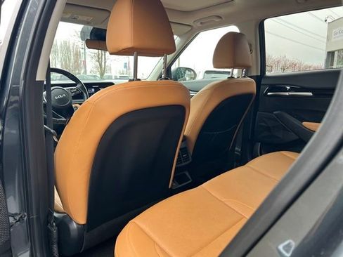 Certified 2024 Kia Seltos EX image 13