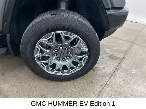 Used 2024 GMC Hummer EV 3X AWD/4WD image 16