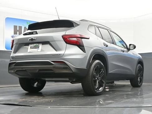 Used 2025 Chevrolet Trax ACTIV w/ Driver Confidence Package FWD image 20