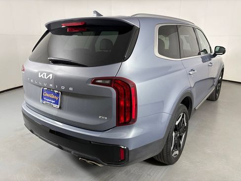 Used 2025 Kia Telluride S AWD/4WD image 8