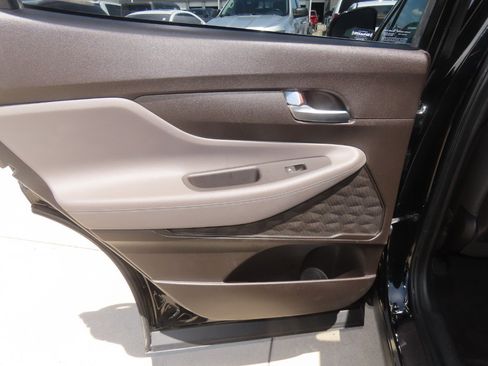 Used 2019 Hyundai Santa Fe SEL FWD image 19