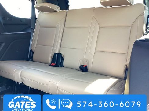 Used 2024 Chevrolet Tahoe Premier w/ Premium Package AWD/4WD image 15
