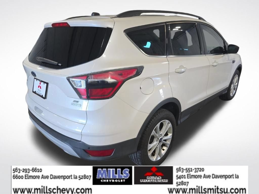 Used 2017 Ford Escape SE w/ SE Leather Comfort Package FWD image 5