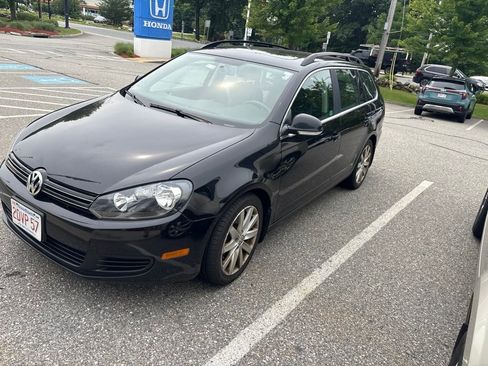 Used 2013 Volkswagen Jetta SE FWD image 3