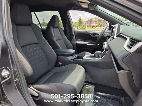 Used 2023 Toyota RAV4 SE AWD/4WD image 15