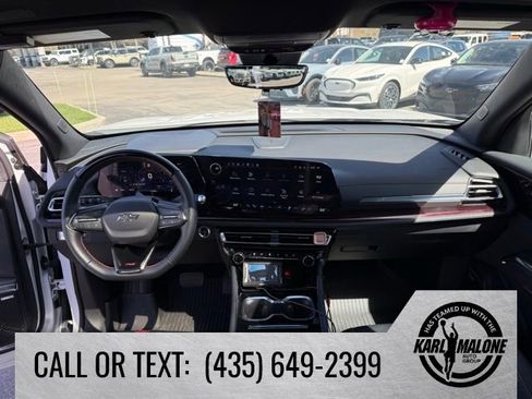 Used 2024 Chevrolet Traverse RS w/ LPO, Floor Liner Package image 32