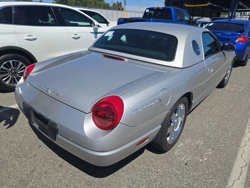 Used 2004 Ford Thunderbird image 4