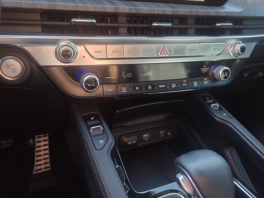 Used 2023 Kia Telluride SX FWD image 26