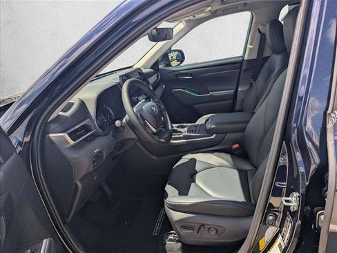New 2026 Toyota Highlander XLE AWD/4WD image 4