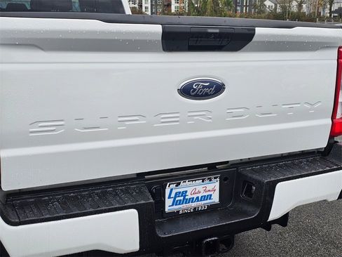 Used 2024 Ford F350 XLT image 23