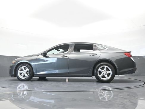 Used 2018 Chevrolet Malibu LS FWD image 48