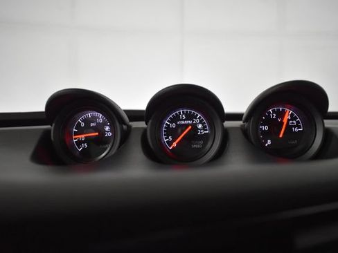 Used 2024 Nissan Z Performance w/ Floor Mat Package RWD image 27