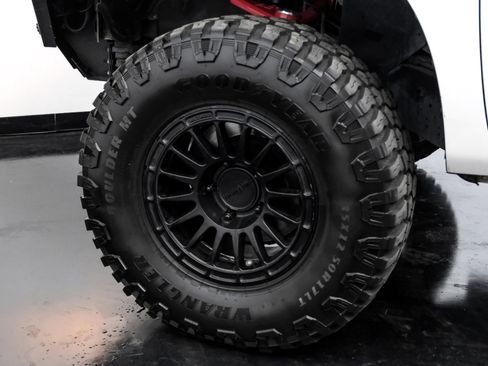 Used 2010 Toyota Tundra 4x4 CrewMax image 57