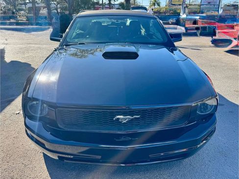 Used 2007 Ford Mustang Premium image 8