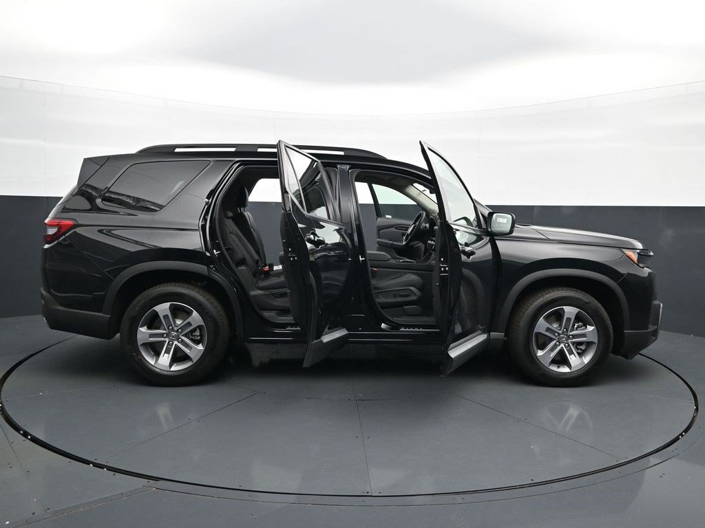 Used 2026 Honda Pilot EX-L image 30