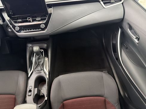 Used 2025 Toyota Corolla SE FWD image 26