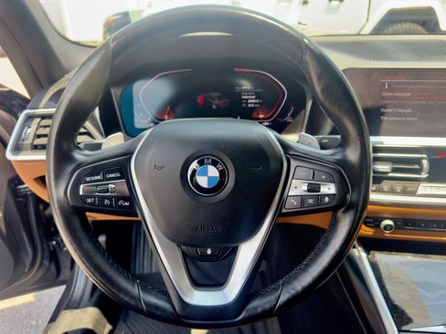 Used 2020 BMW 330i xDrive Sedan w/ Premium Package AWD/4WD image 19