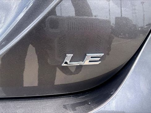 Used 2024 Toyota Camry LE FWD image 10