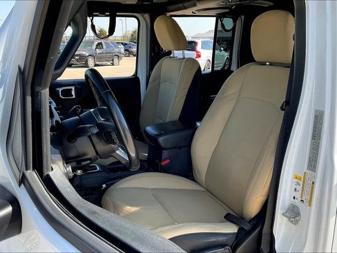 Used 2020 Jeep Gladiator Sport w/ Quick Order Package 24S image 31