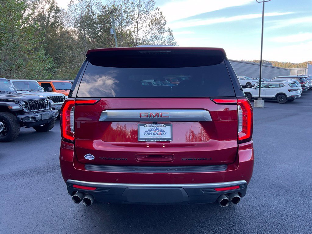 Used 2022 GMC Yukon Denali AWD/4WD image 5