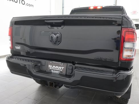 Used 2022 RAM 2500 Big Horn w/ Night Edition AWD/4WD image 27