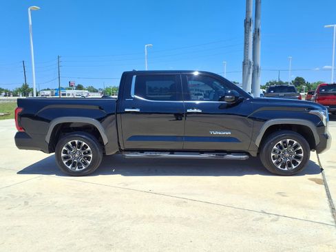 Certified 2025 Toyota Tundra Limited AWD/4WD image 5