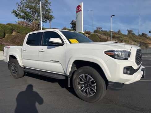Used 2023 Toyota Tacoma TRD Sport w/ Advanced Technology Package AWD/4WD image 1
