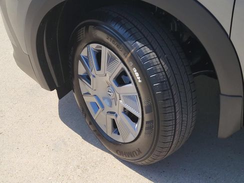 New 2026 Nissan Kicks S FWD image 9