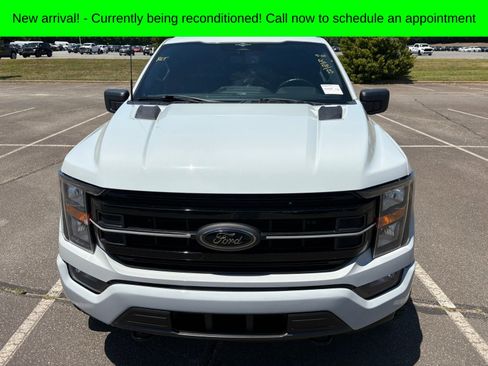 Used 2023 Ford F150 XLT w/ XLT Black Appearance Package AWD/4WD image 8