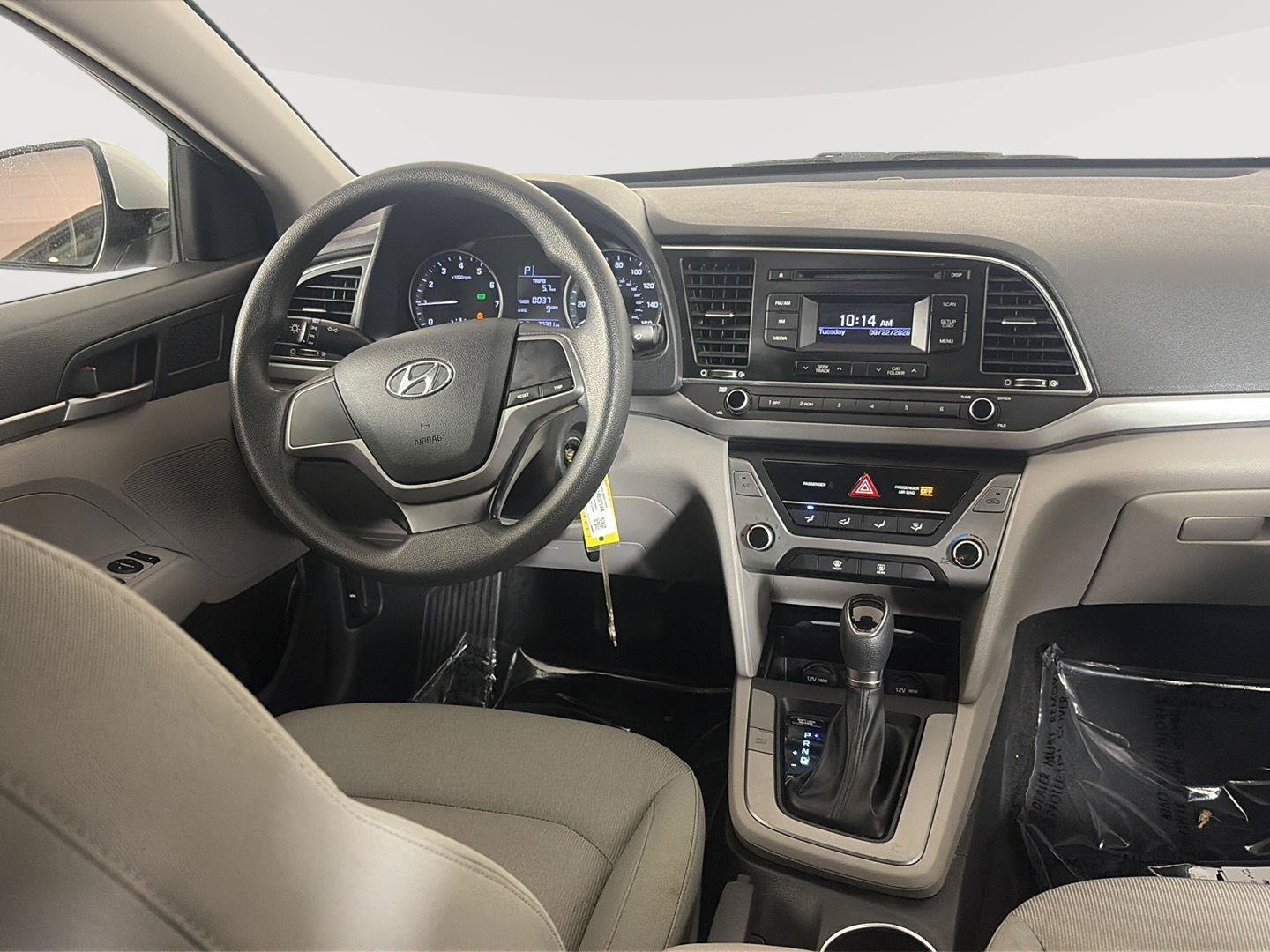 Used 2017 Hyundai Elantra SE FWD image 18
