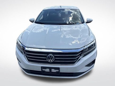 Used 2020 Volkswagen Passat 2.0T S FWD image 2