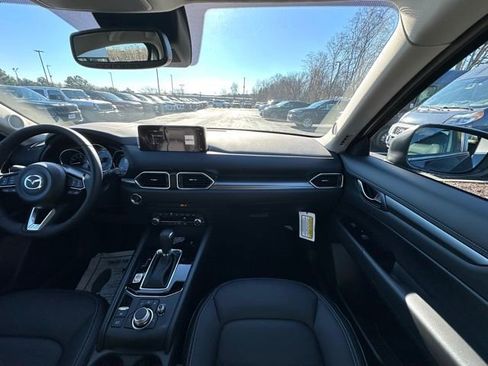 New 2025 MAZDA CX-5 AWD 2.5 S w/ Preferred Package image 28