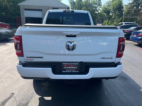 Used 2024 RAM 2500 Laramie w/ Sport Appearance Package image 10
