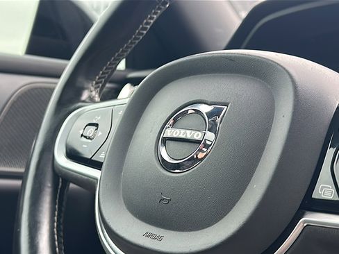 Used 2019 Volvo S60 T6 R-Design image 30