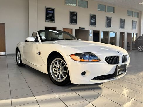 Used 2003 BMW Z4 2.5i image 10