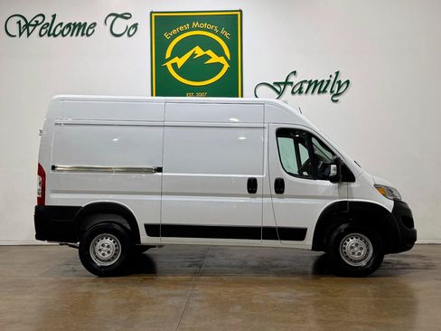 Used 2024 RAM ProMaster 1500 w/ Power Group FWD image 9