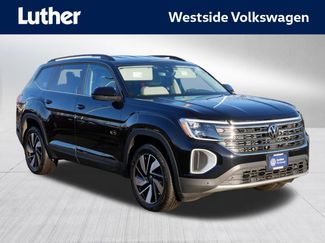 Certified 2024 Volkswagen Atlas SE video 1