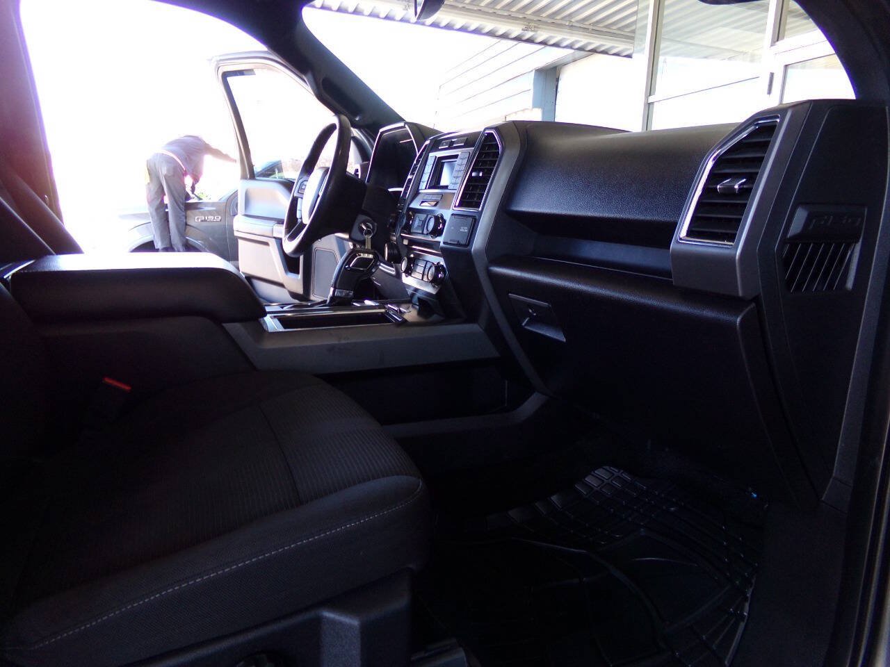 Used 2016 Ford F150 XLT w/ Equipment Group 301A Mid AWD/4WD image 31