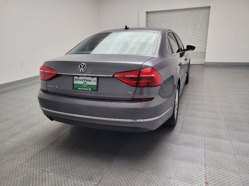 Used 2016 Volkswagen Passat 1.8T SE image 7