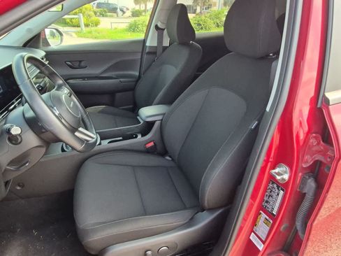 Used 2025 Hyundai Kona SEL AWD/4WD image 18