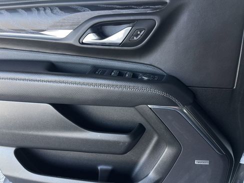 Used 2023 GMC Yukon Denali image 22