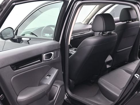 Used 2024 Honda Civic Touring image 13