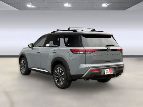 New 2026 Nissan Pathfinder Platinum w/ Cargo Package AWD/4WD image 3